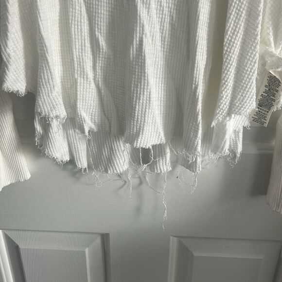 Free People Ivory Boho Lace Trim Thermal Top Size M - Picture 6 of 8